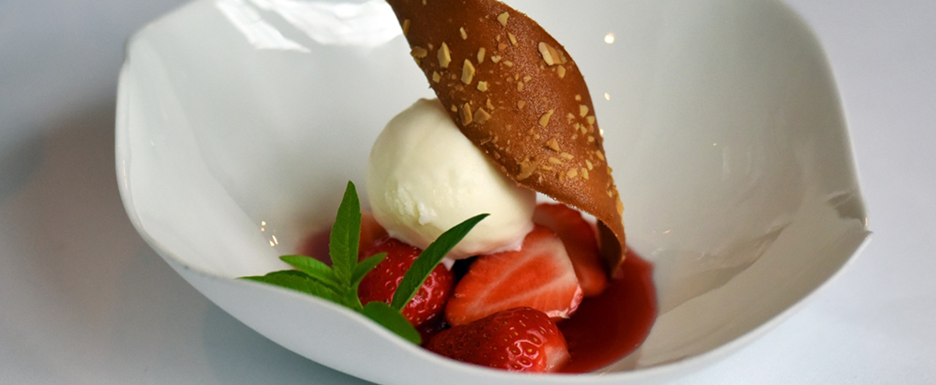 New Forest Strawberry Consomm Recipe 1920x790